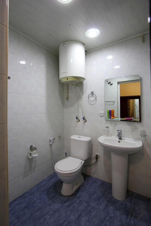 Studio With Balcony On Sayat Nova Avenue Erivan Exterior foto
